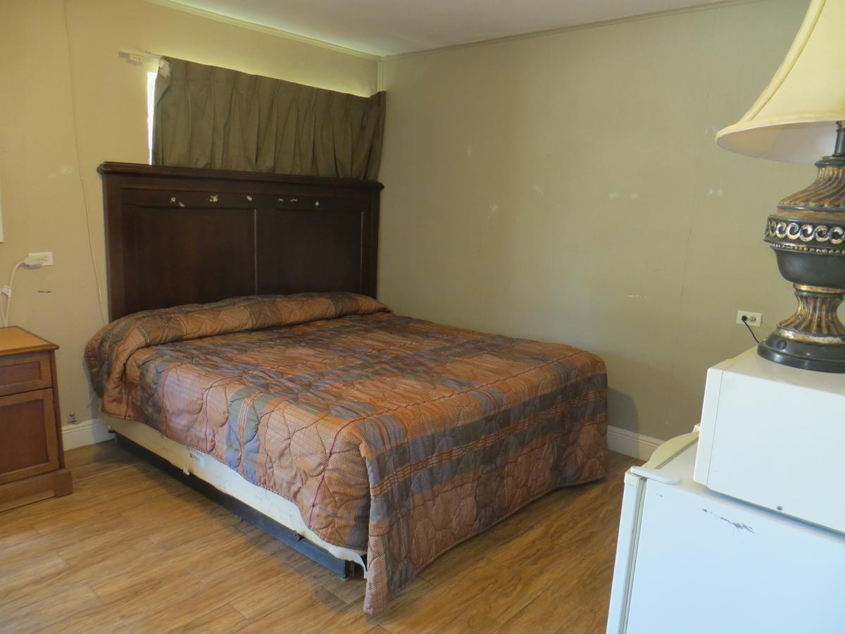 Paradise Inn Bay City Luaran gambar